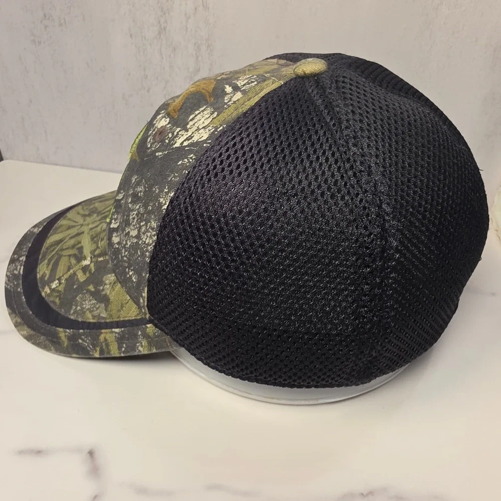 Remington‎ Mens Realtree Camo Trucker Hat Black Mesh Embroidered R Logo S/M Cap